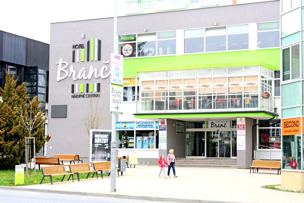 Hotel Branc, Garni Senica Bagian luar foto